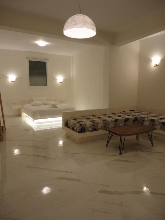 Triena Apartments Fira  Exterior photo